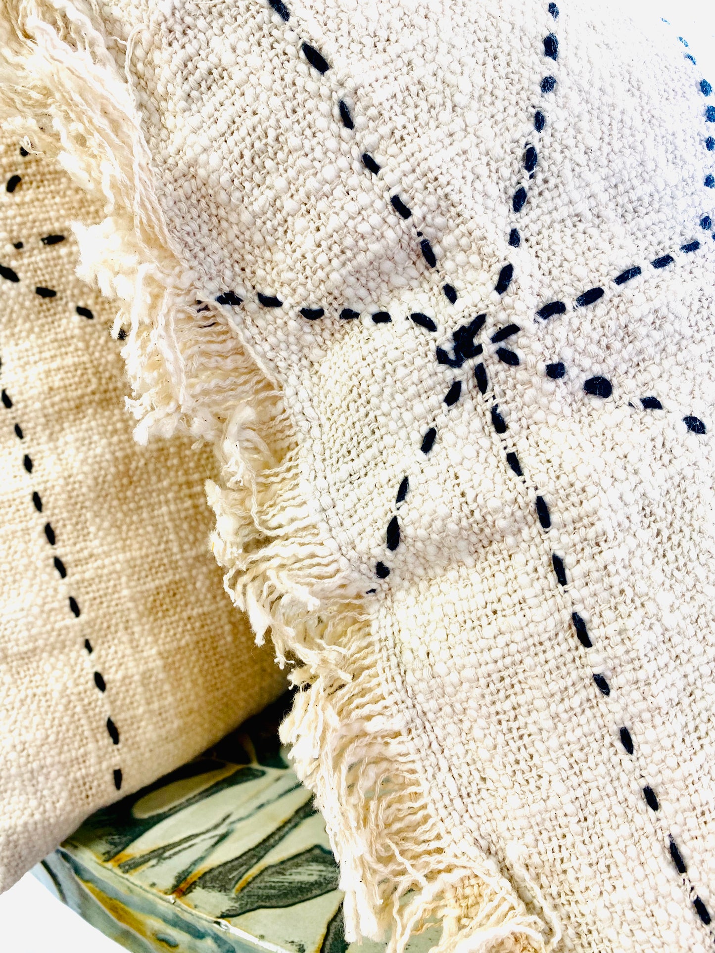 RECTANGLE ARROW PILLOW | 28"