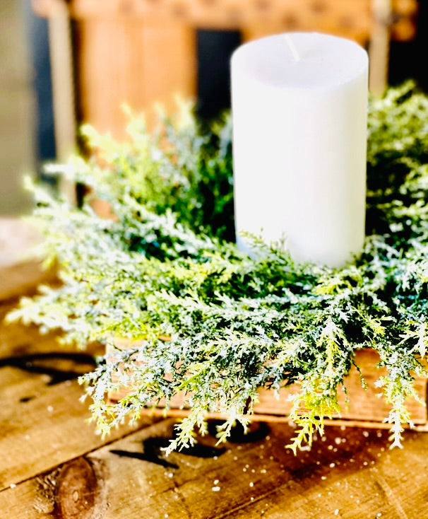 Glitzen Pine Candle Ring | 15"