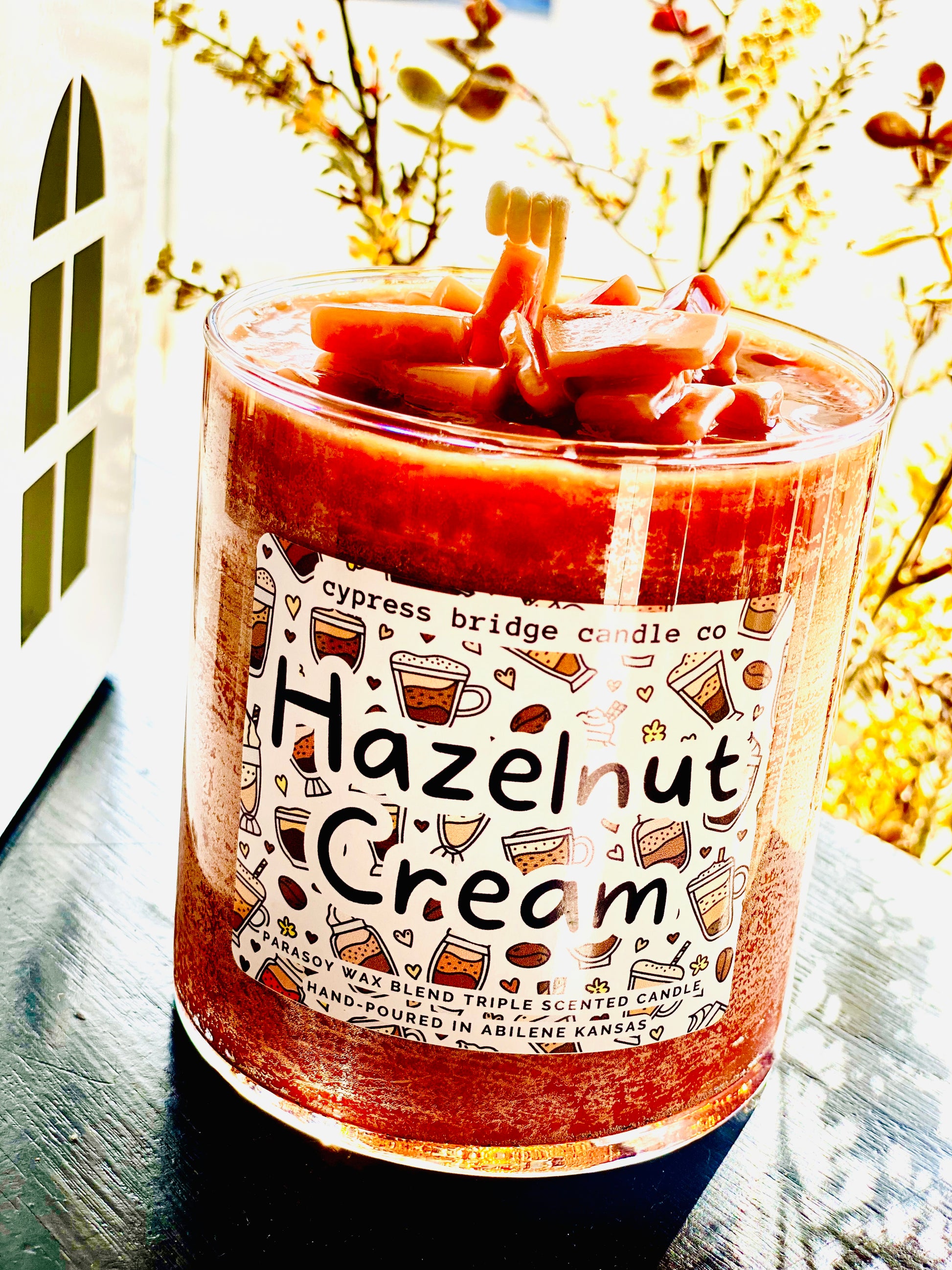 A rich, full-bodied aroma accompanied by the buttery appeal of freshly roasted European hazelnuts and a touch of indulgent cream.
Premium Candles made with a proprietary wax blend and one of the highest scent throws in the market! 
Made in small batches right here in our shop in Abilene Kansas! 
Made with:
SOY WAX
FOOD GRADE PARAFFIN WAX