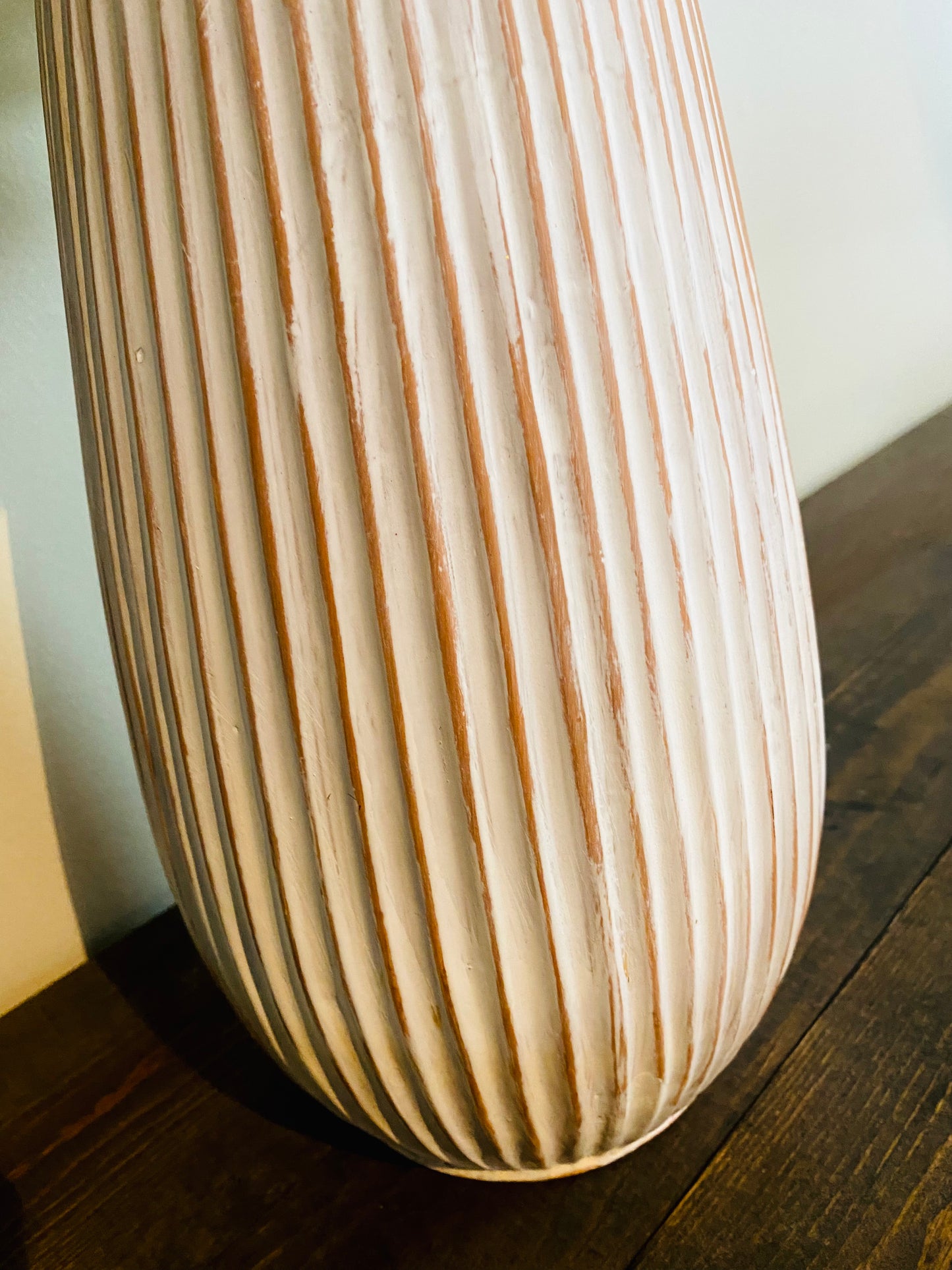 WHITE WASHED TERRACOTTA VASE