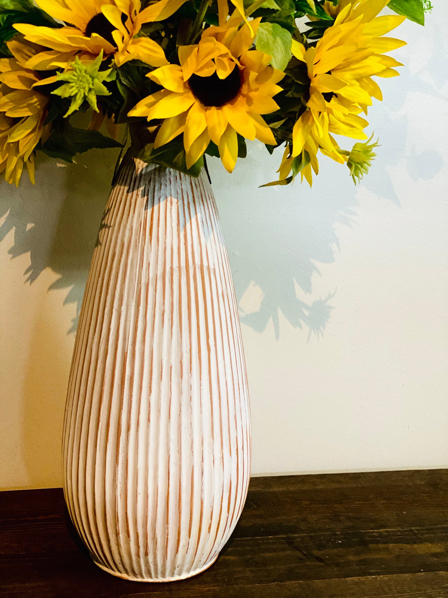 WHITE WASHED TERRACOTTA VASE