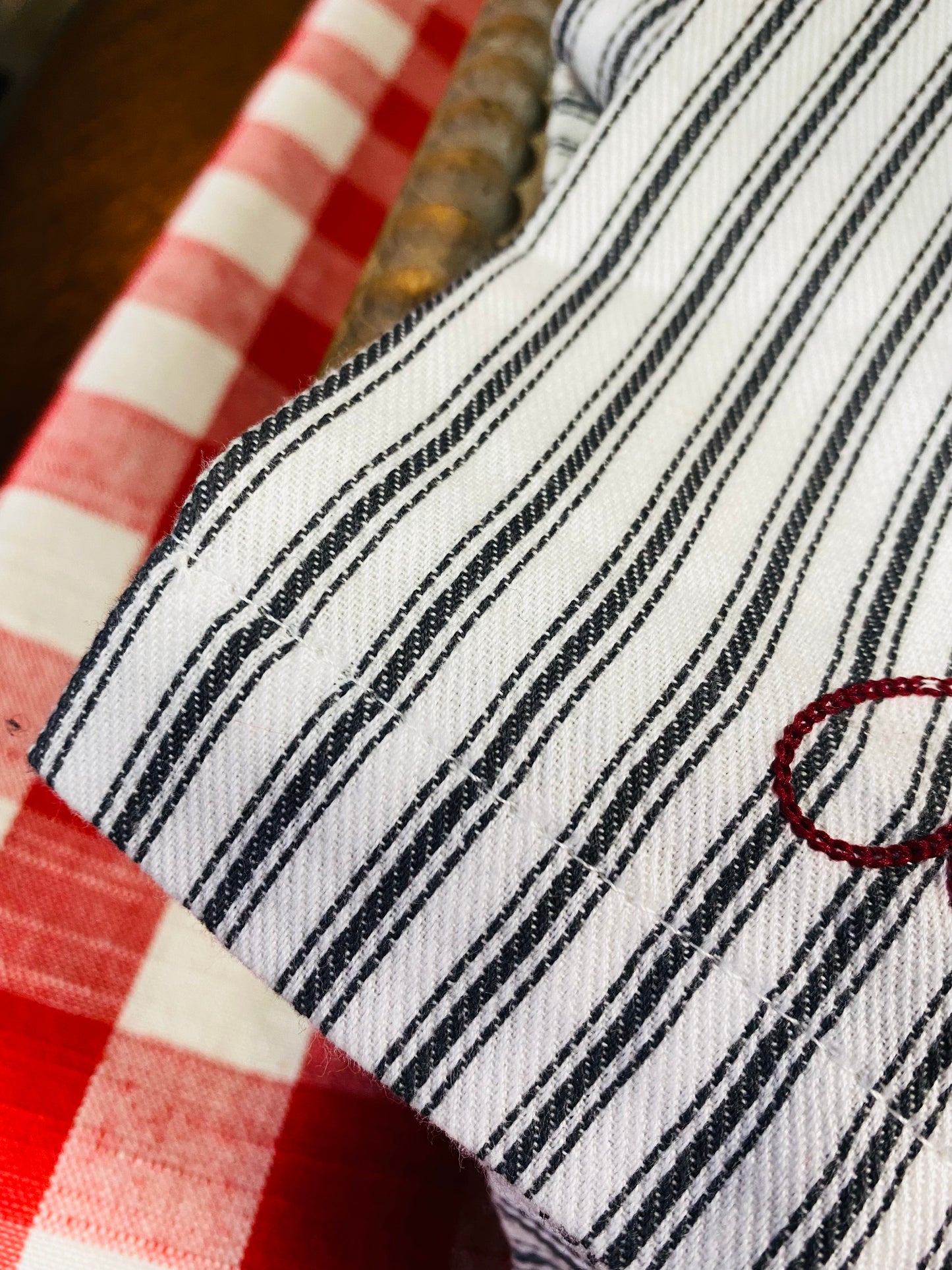 DELISH - DENIM STRIPED DECOR MAT