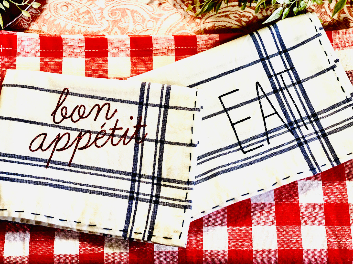 Bistro Embroidered Cotton Hand Towel