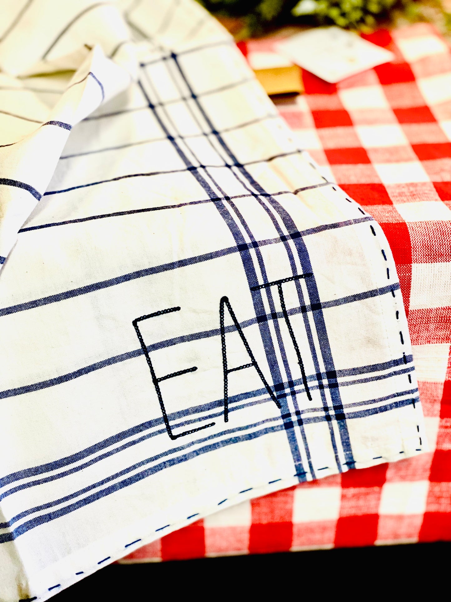 Bistro Embroidered Cotton Hand Towel