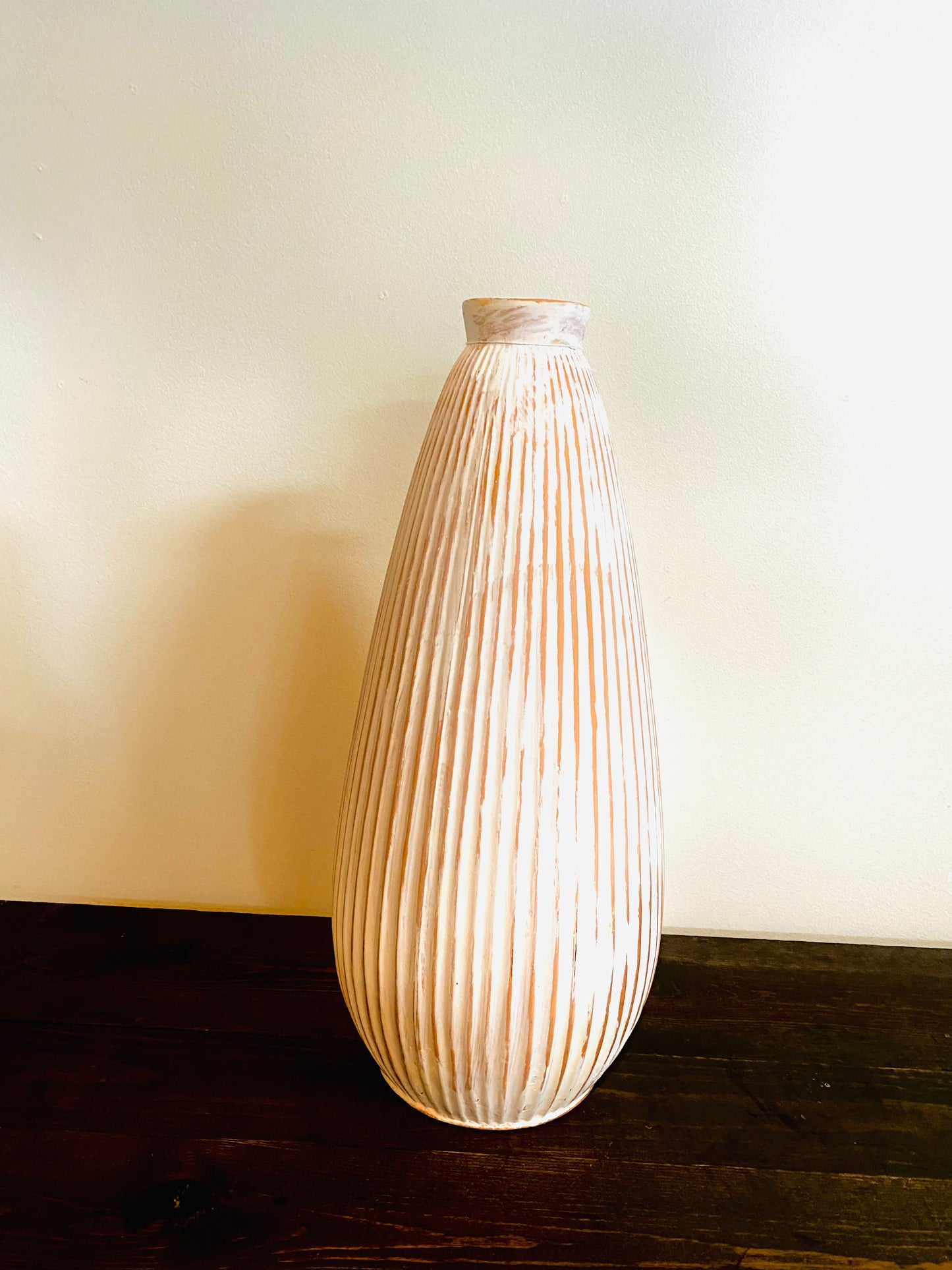 WHITE WASHED TERRACOTTA VASE