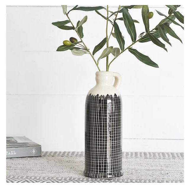 10.24" URBAN CHECK VASE