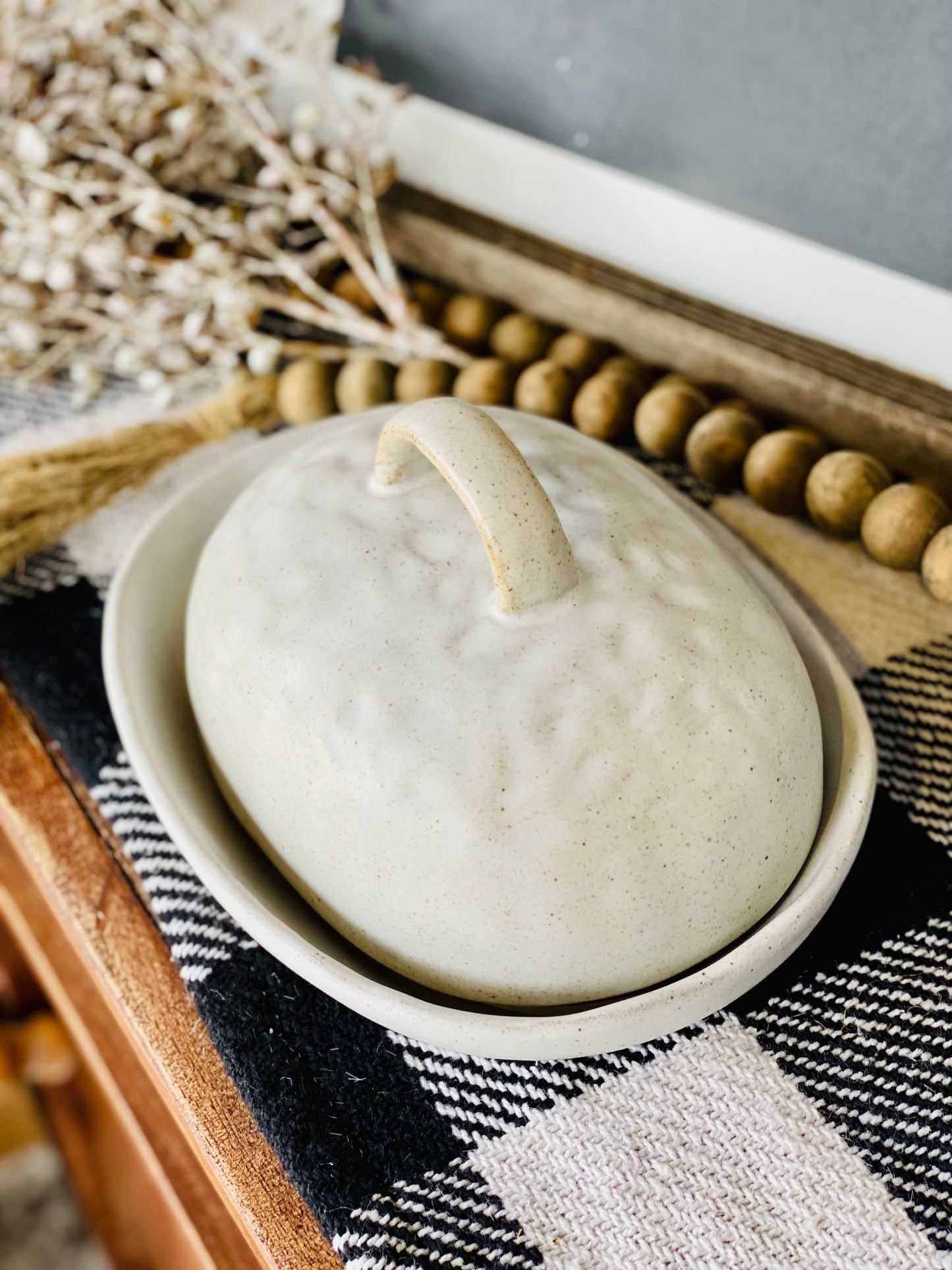 RUSTIC STONEWARE LIDDED BUTTER DISH