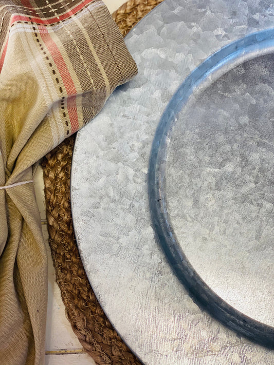 GALVANIZED METAL CHARGER