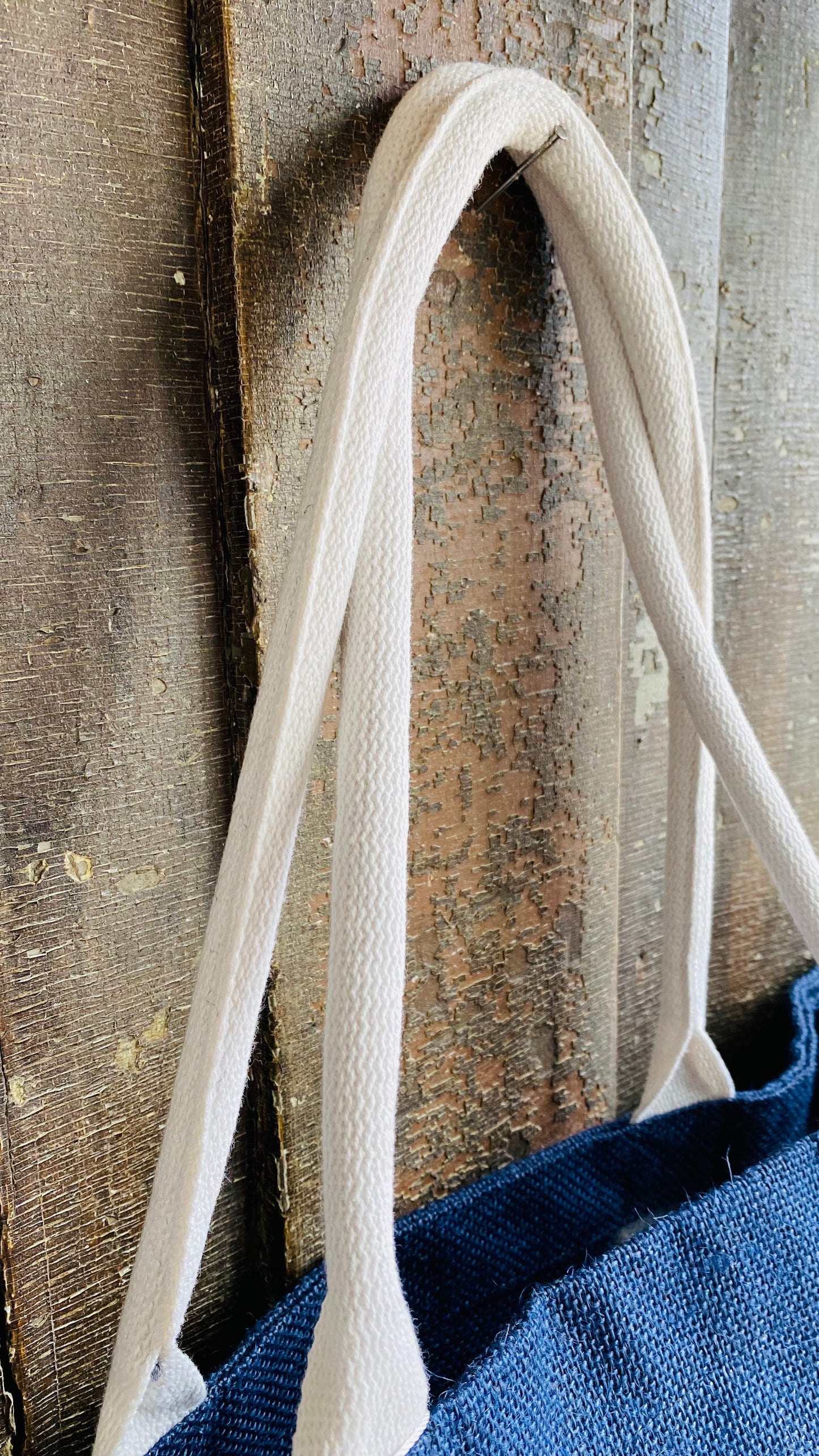 Dazzle Vacation Mode Jumbo Tote