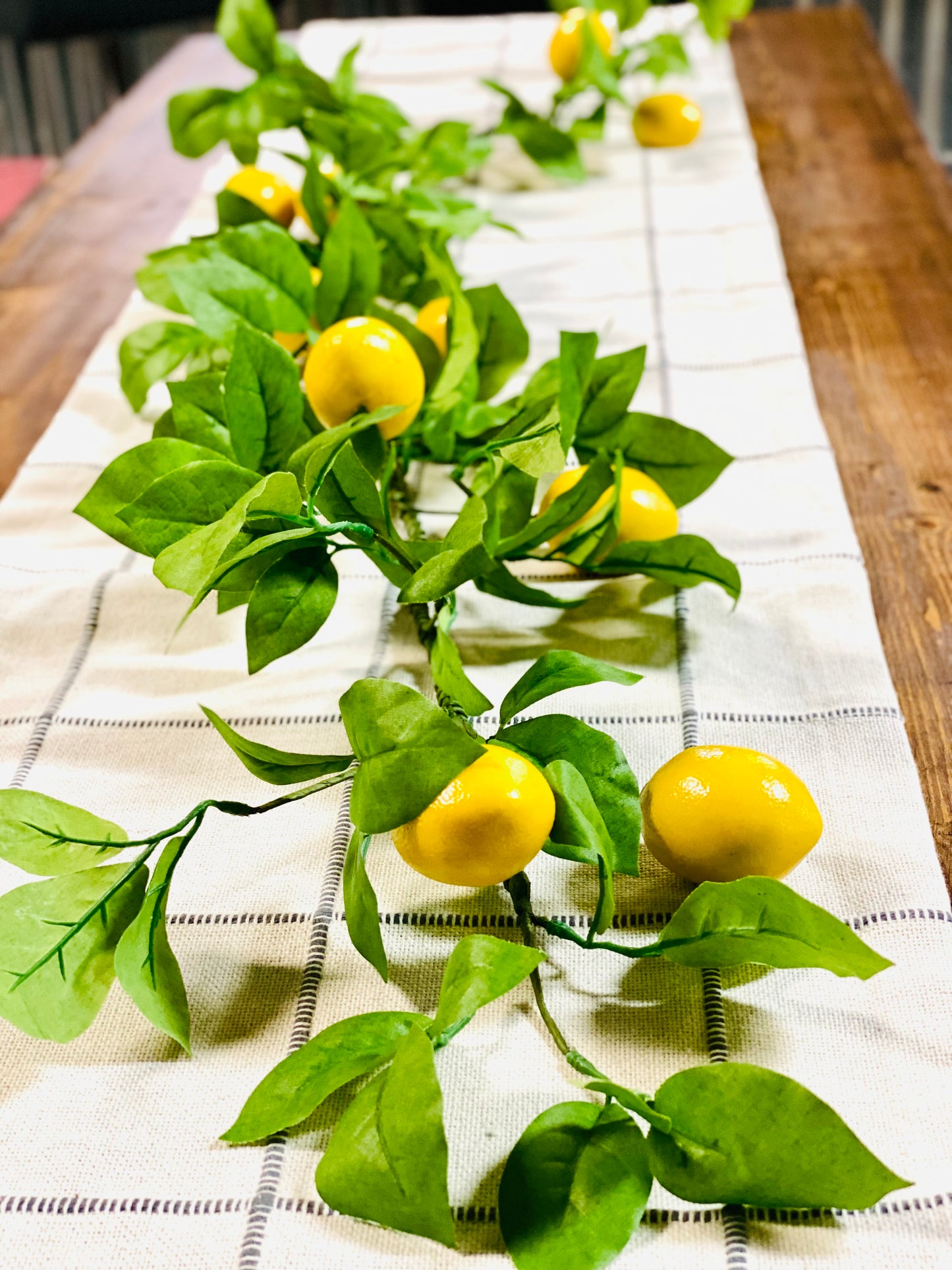 5' LEMON GARLAND