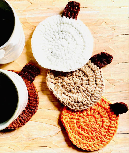CROCHETED DRINK COASTERS SET/4