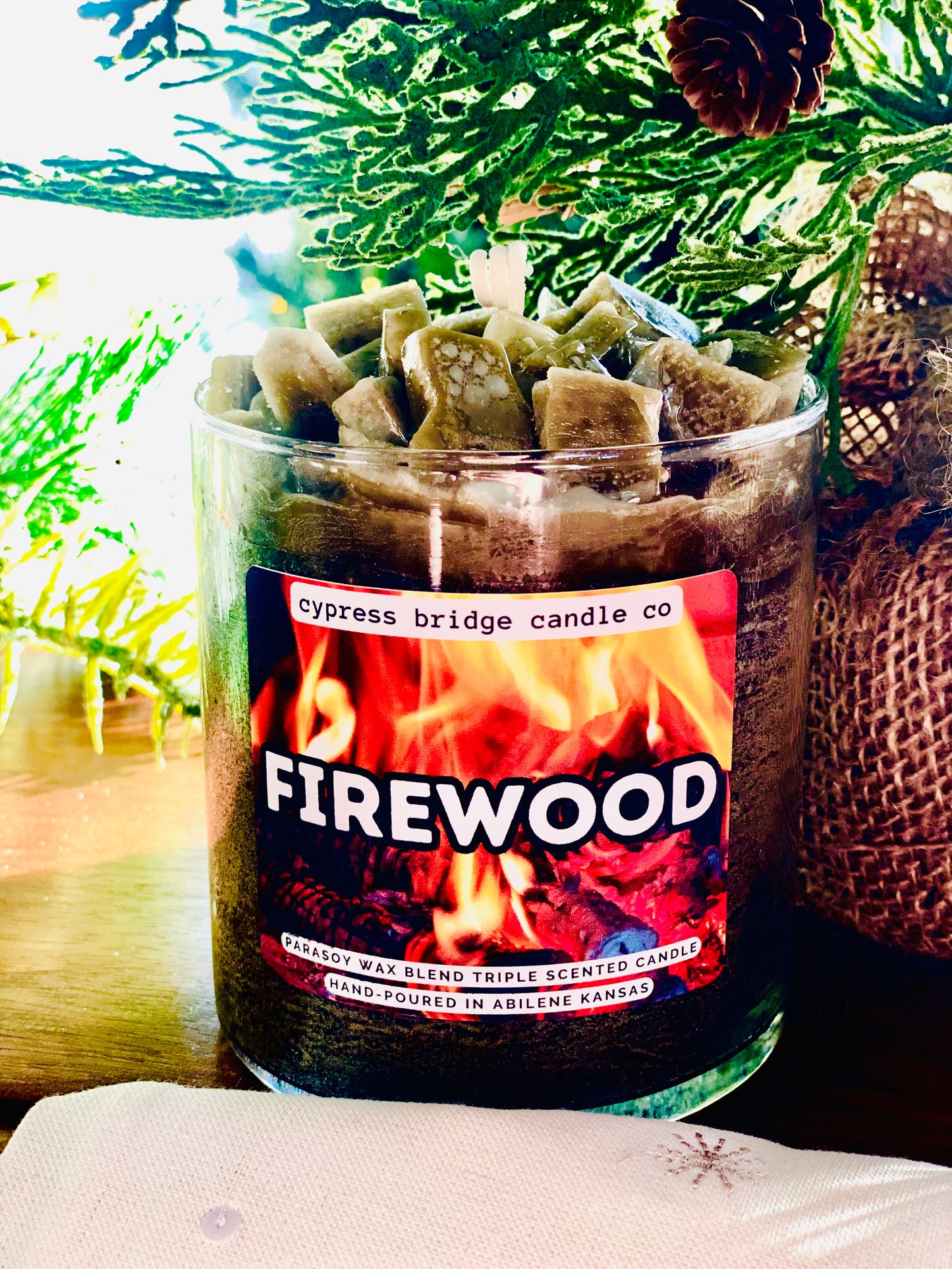 Firewood 17oz+ Chippy Top Jar Candle