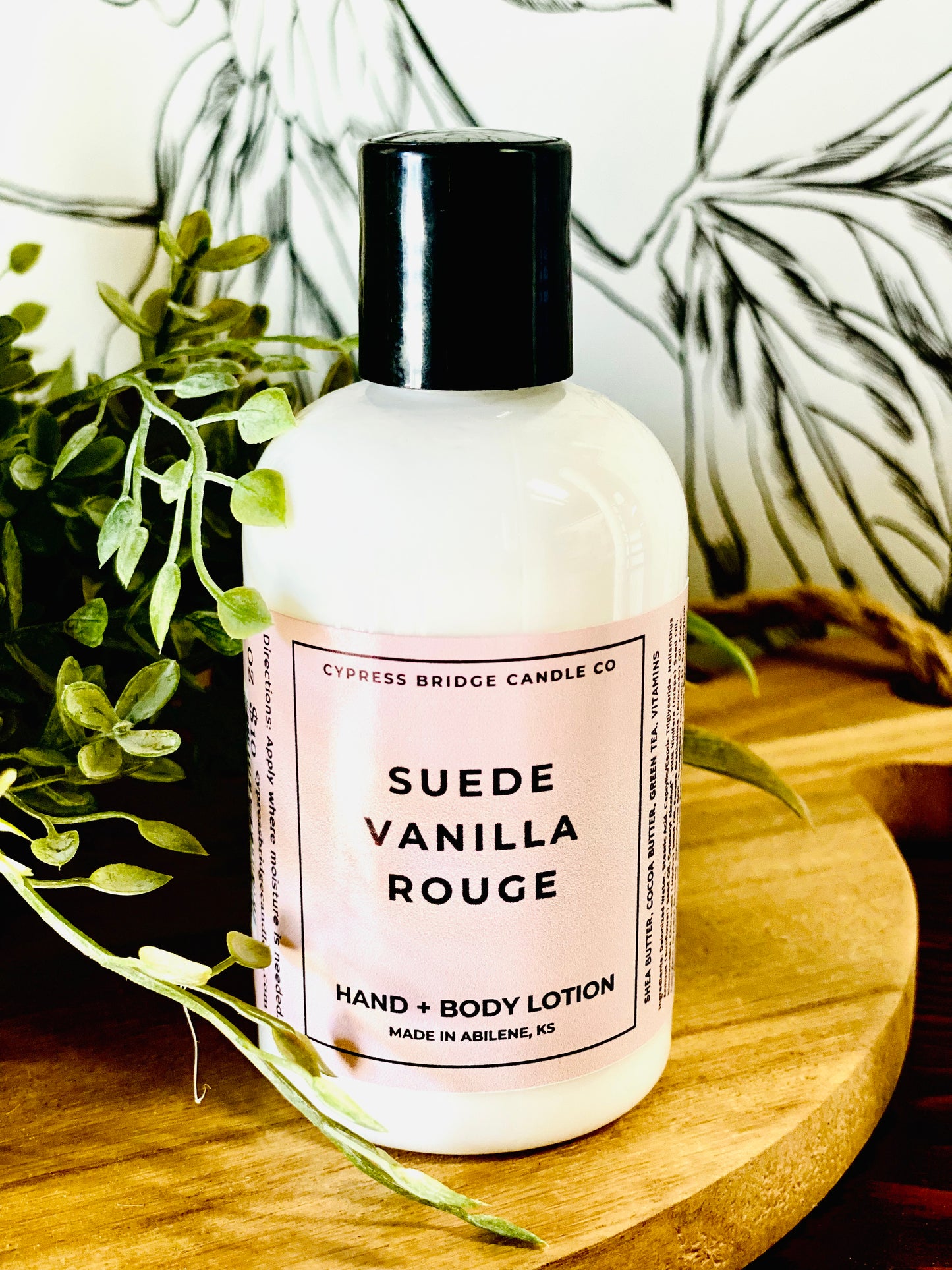 SUEDE VANILLA ROUGE - ROOM + BODY GIFT COLLECTION