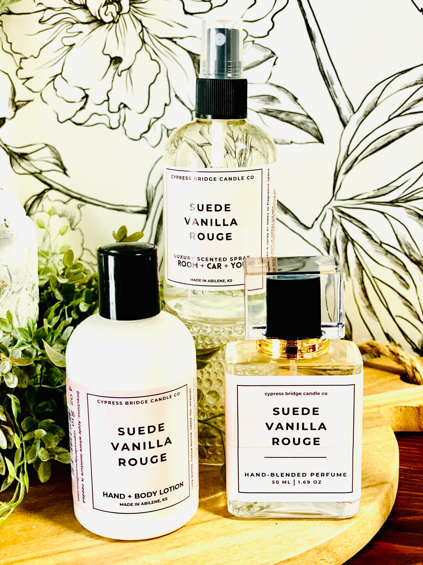 SUEDE VANILLA ROUGE - ROOM + BODY GIFT COLLECTION