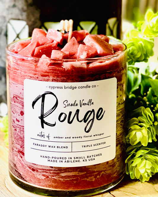 SUEDE VANILLA ROUGE 17+oz Chippy Top Jar Candle