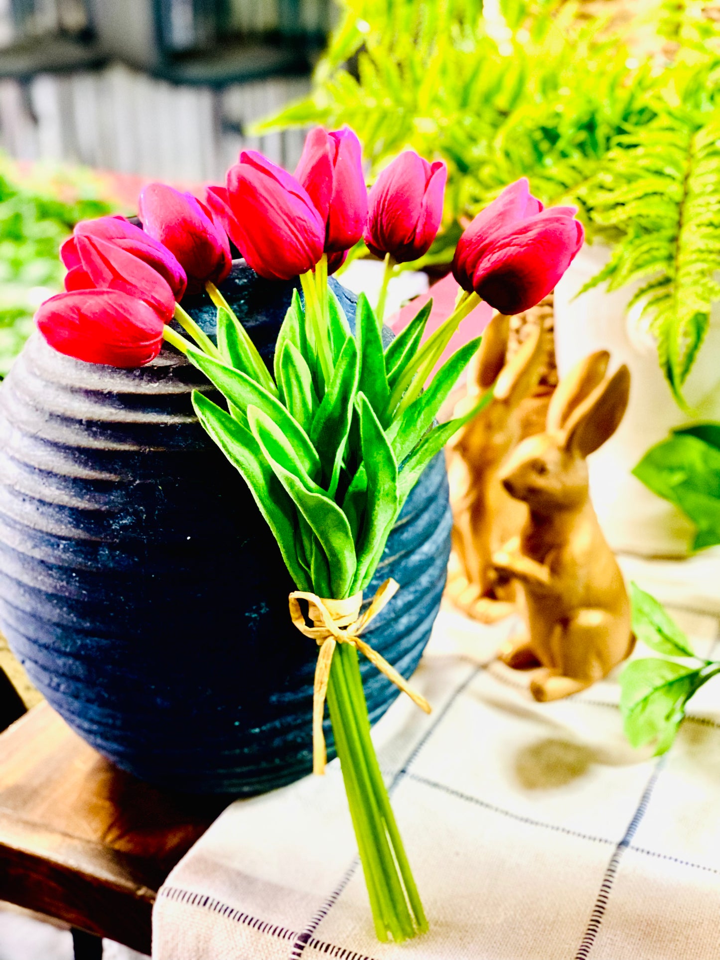 LIPSTICK RED TULIP BOUQUET