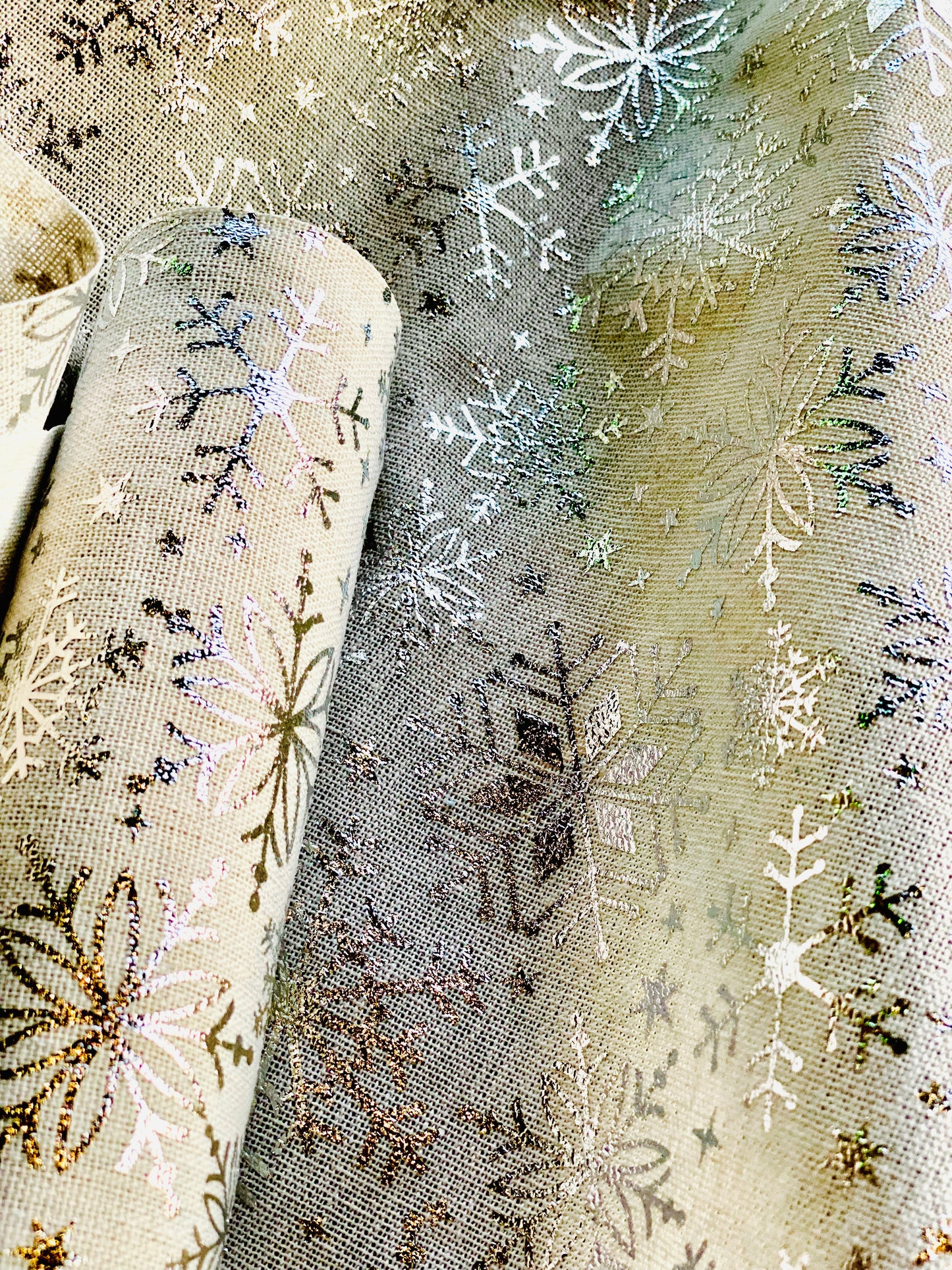 SILVER SNOWFLAKE FABRIC ROLL