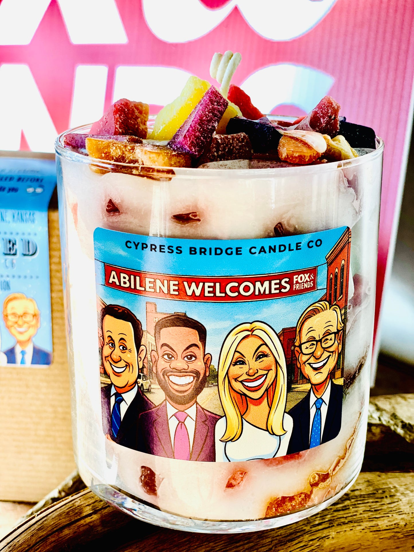 FOX & FRIENDS EDITION |“CHIPPED™” | 19+ oz Chippy Top Jar Candle