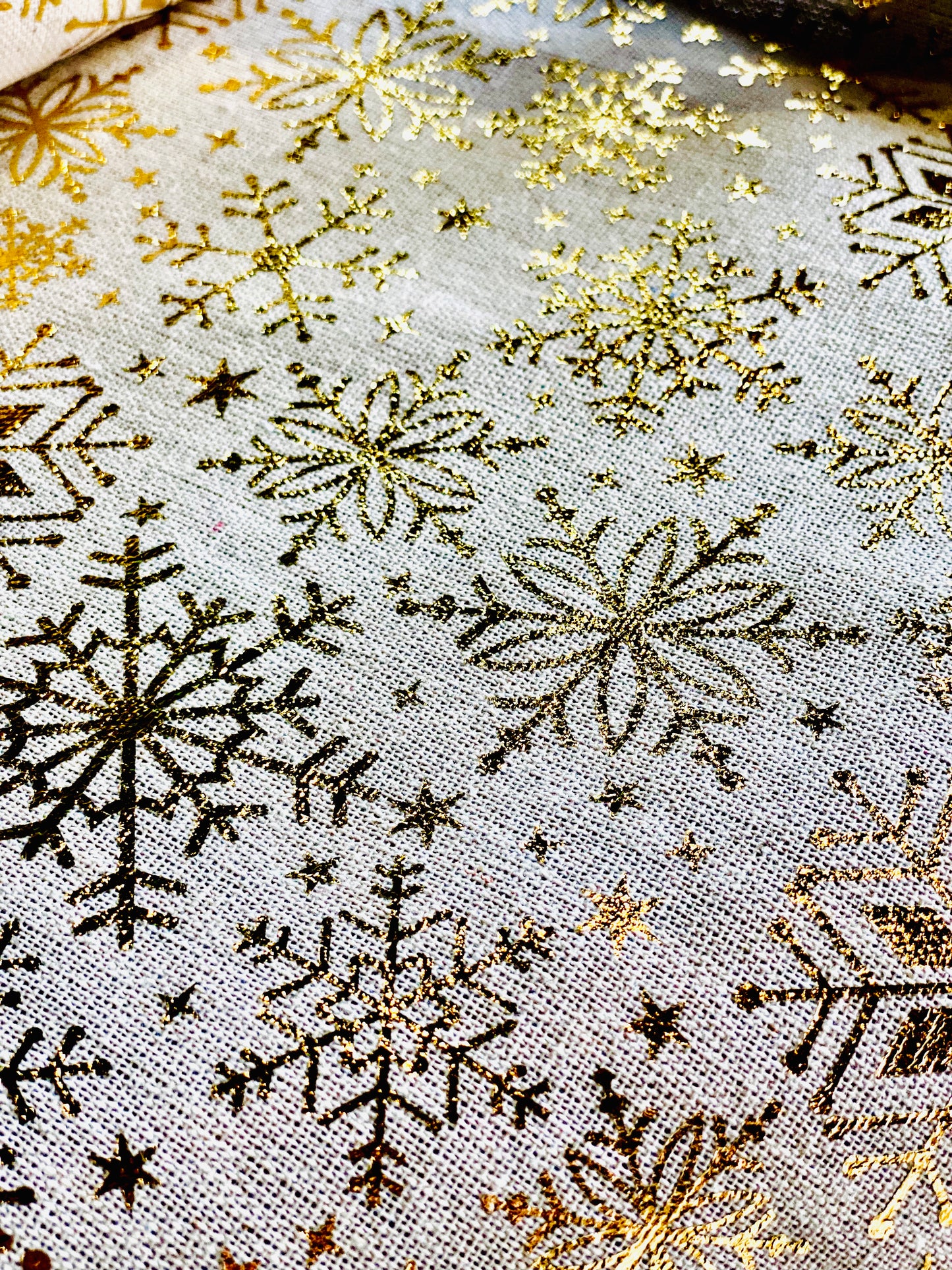 GOLD SNOWFLAKE FABRIC ROLL
