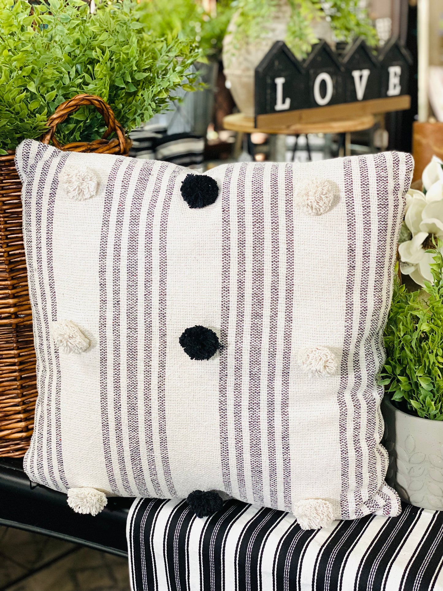 20" STRIPE POM POM PILLOW