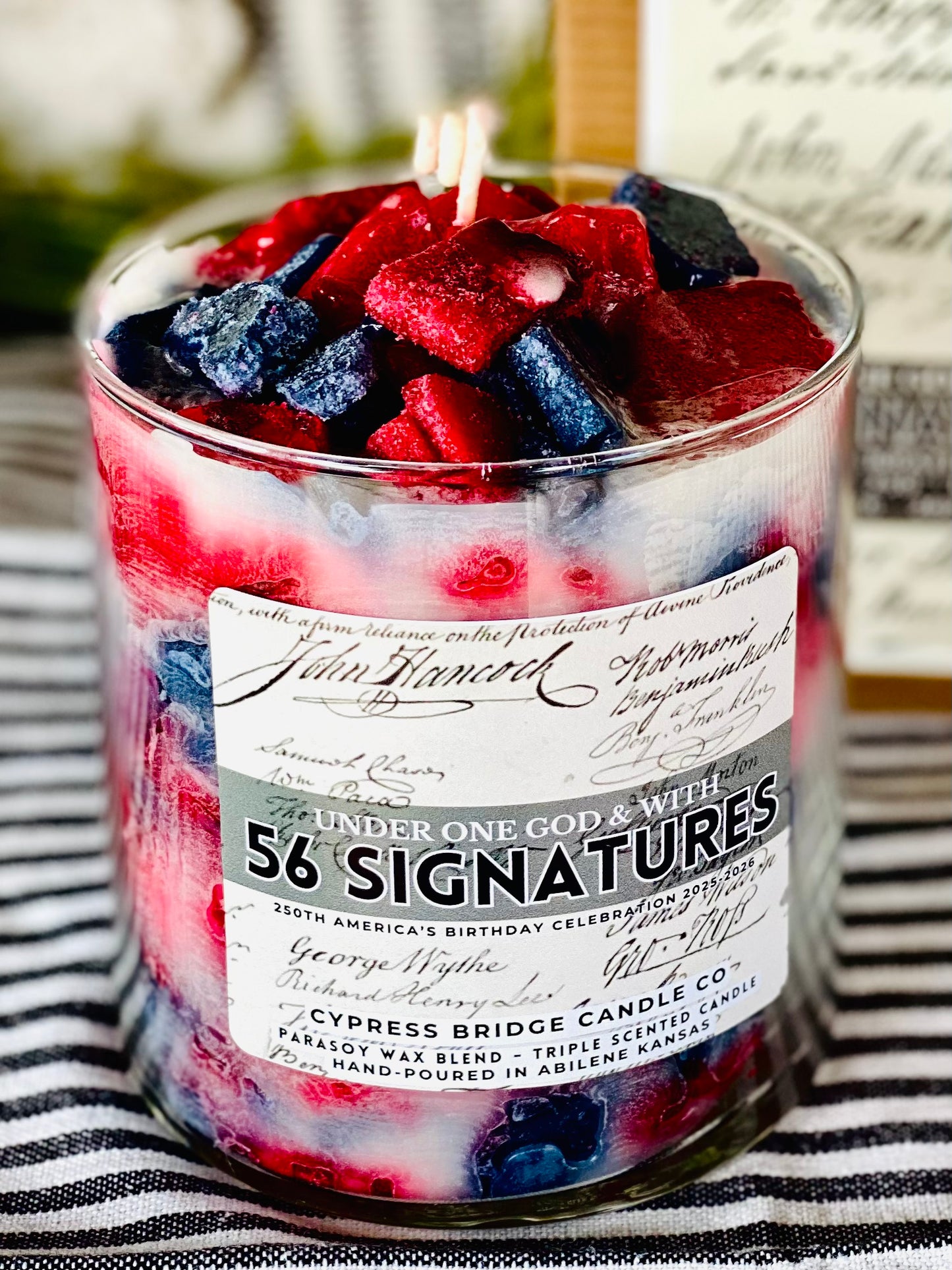 56 SIGNATURES | 19+oz Chippy Top Jar Candle