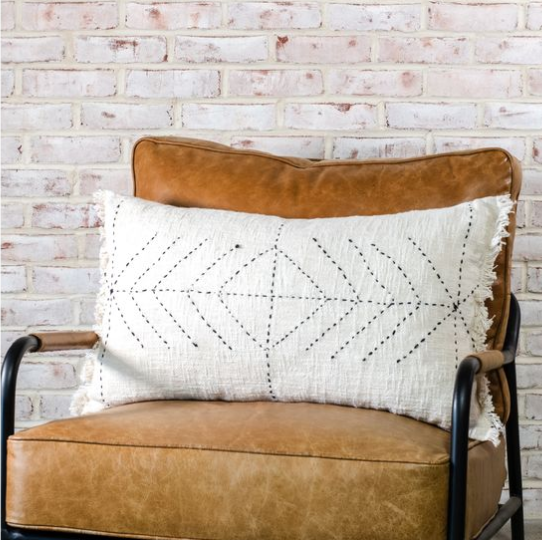 28" RECTANGLE ARROW PILLOW