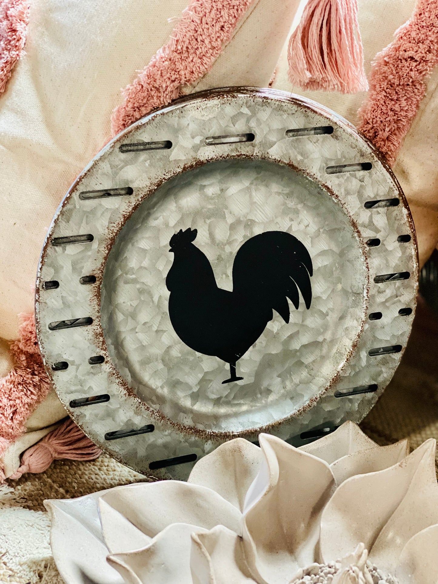 FARMHOUSE GALVANIZED ROOSTER PLATE