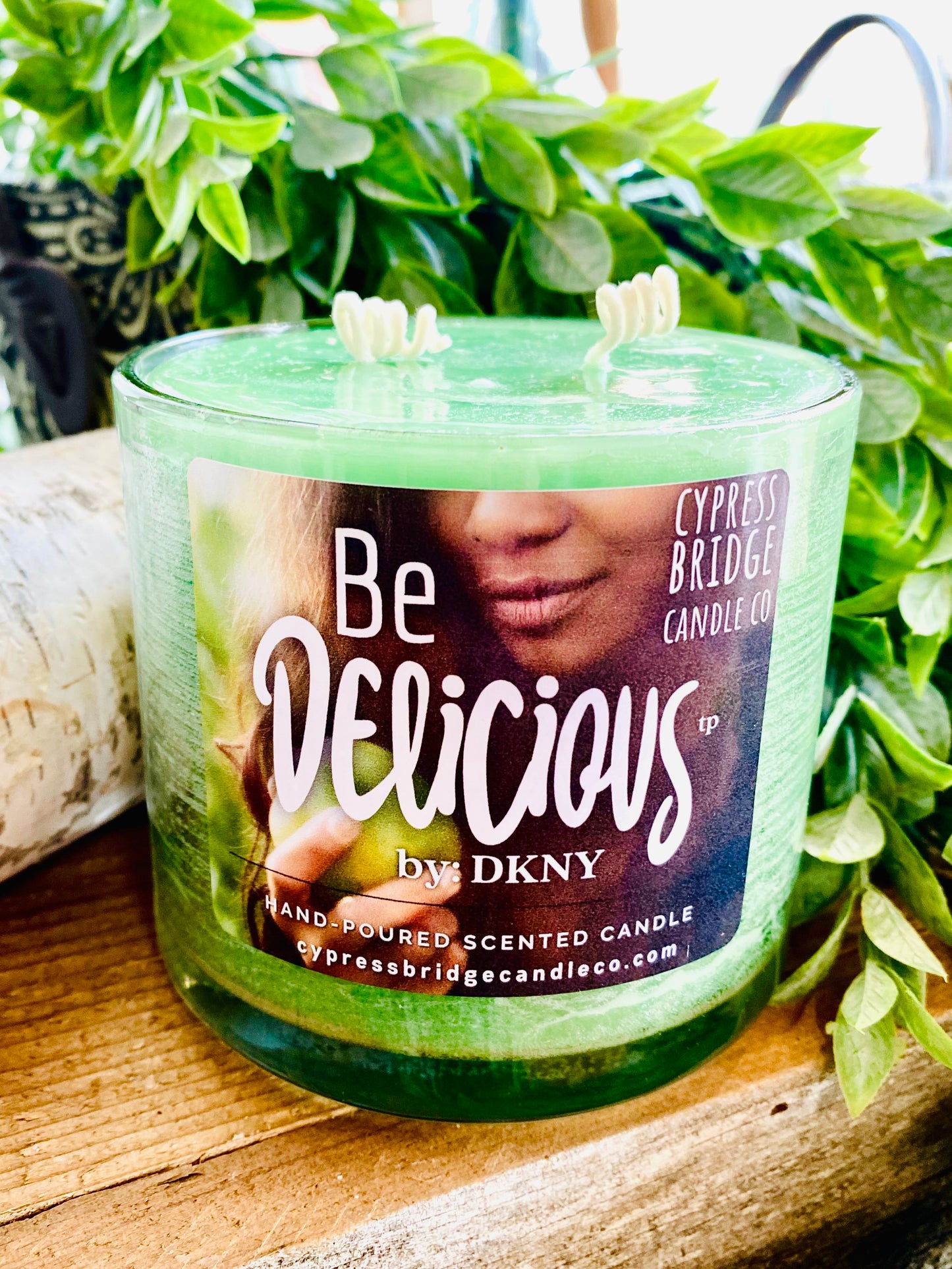 BE DELICIOUS™ 17+oz Chippy Top Jar Candle