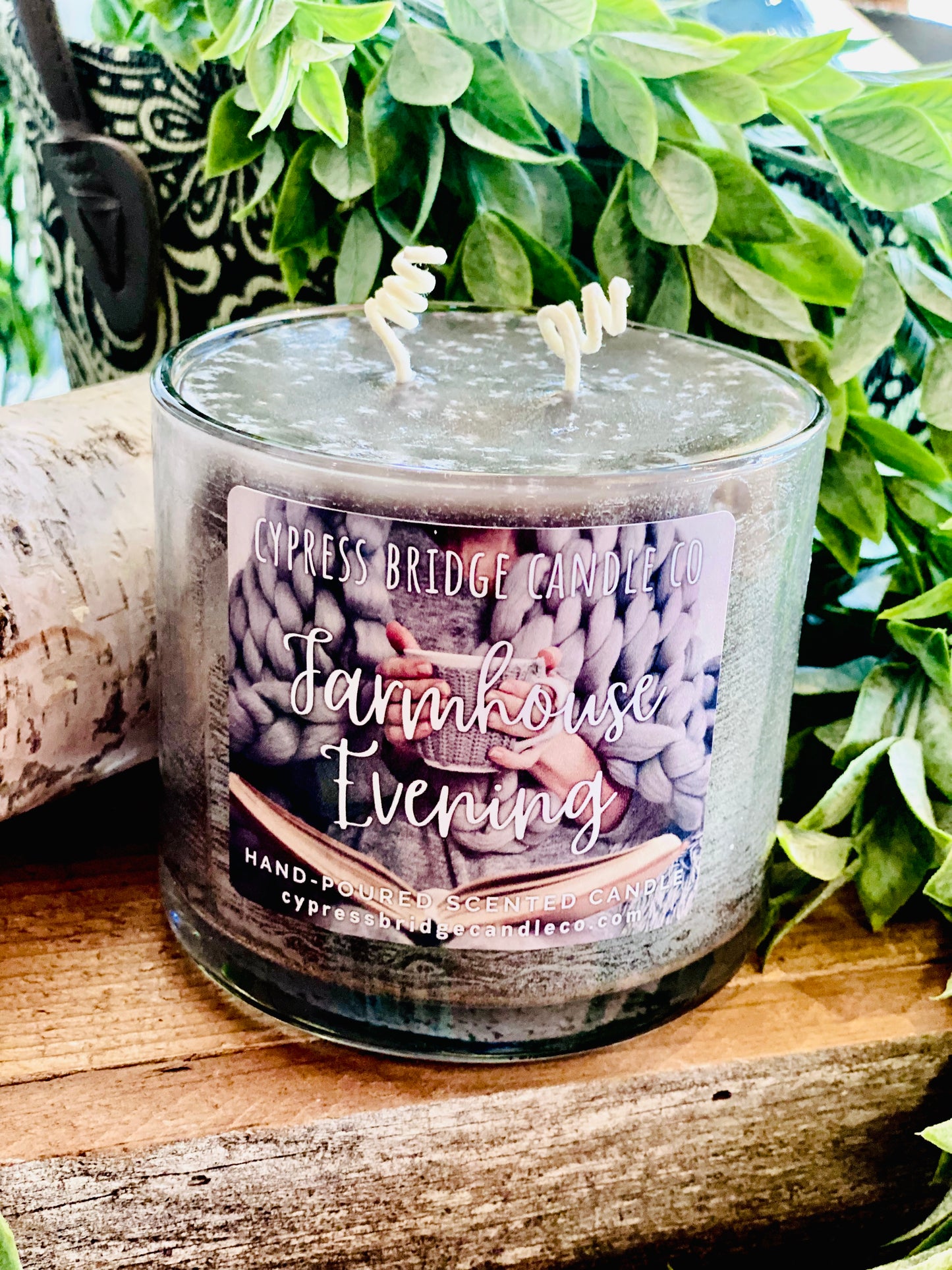 FARMHOUSE EVENING 17+oz Chippy Top Jar Candle