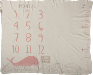 Milestone Blanket - Pinky the Whale