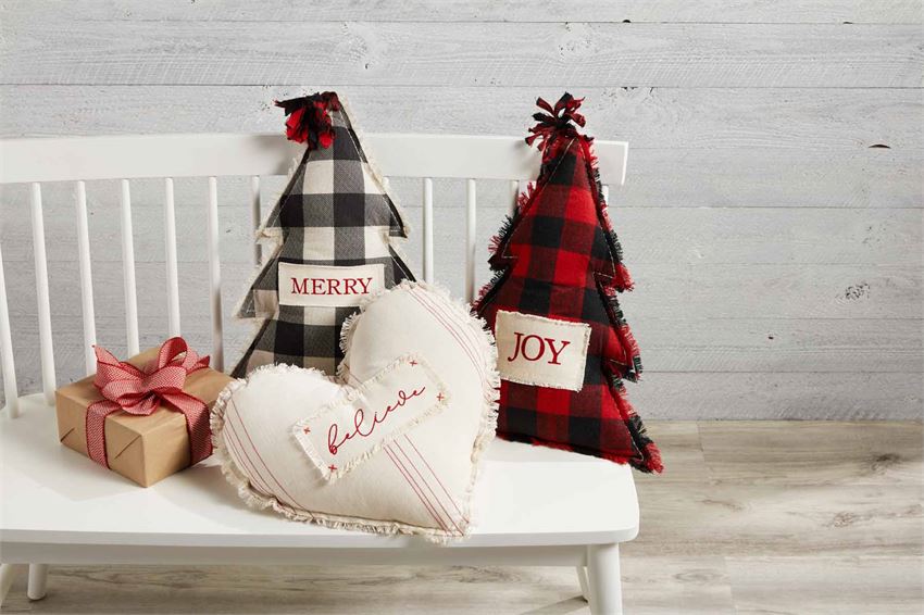 CHRISTMAS PILLOWS 3 ASST