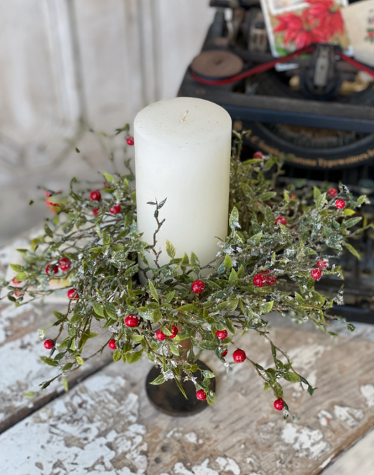 Winter Blaze Berry Candle Ring | 12"