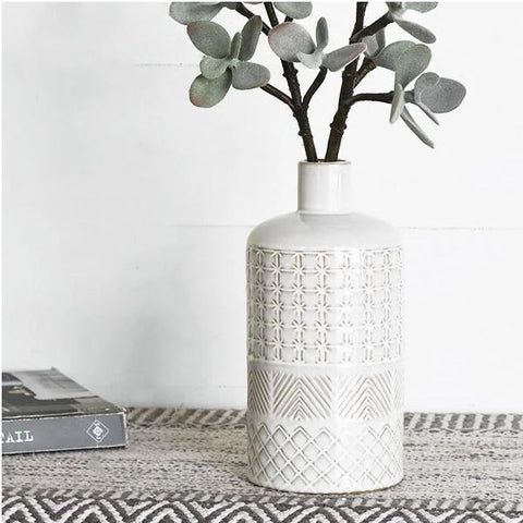 9.44" PATTERN VASE