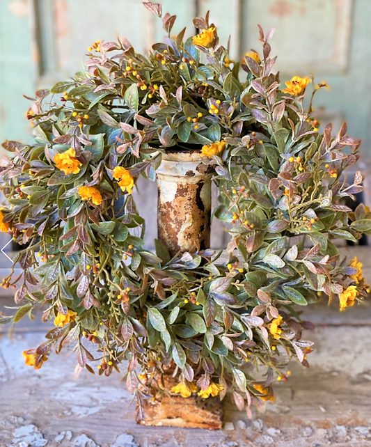Autumn Rosette Candle Ring | Mustard | 11" |&nbsp;

This collection features small, colorful rosettes peppered throughout a bed of lush greenery with little berry-like orbs.

11" | 6" Inner