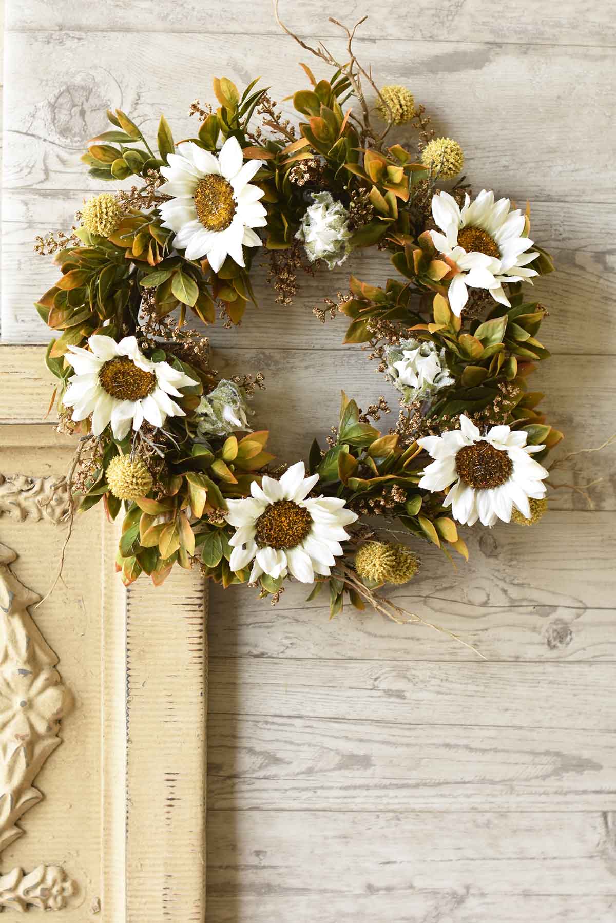 Hello Sunshine Sunflower Wreath | 16" | Cream *