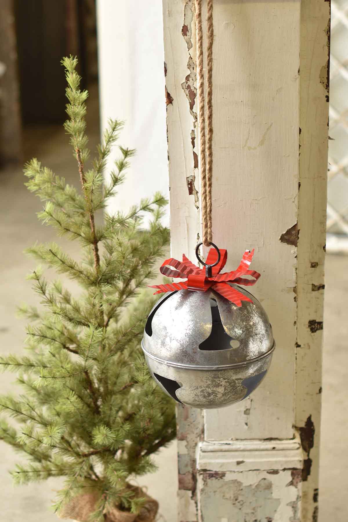 Christmas Spirit Bell | 10.5"