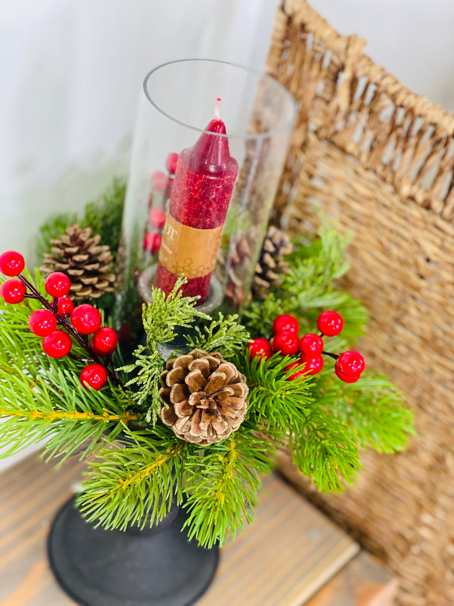 Pepper Berry Spruce Candle Ring | 10"