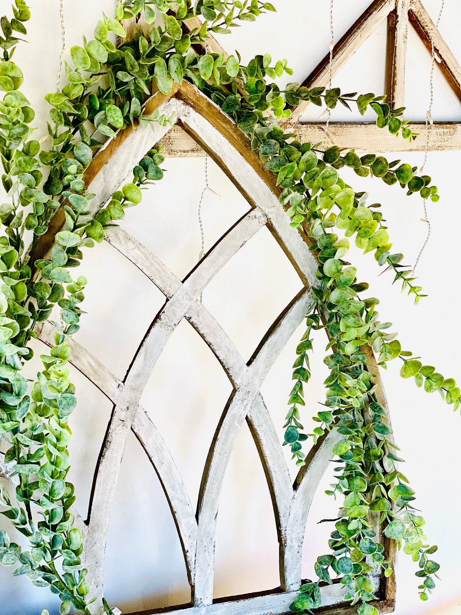 6' FROSTED EUCALYPTUS GARLAND