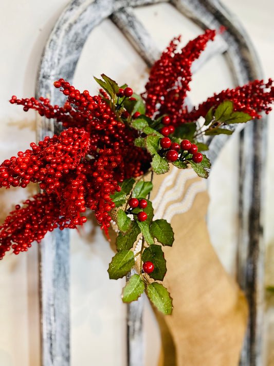 Bright Red Berry Pick