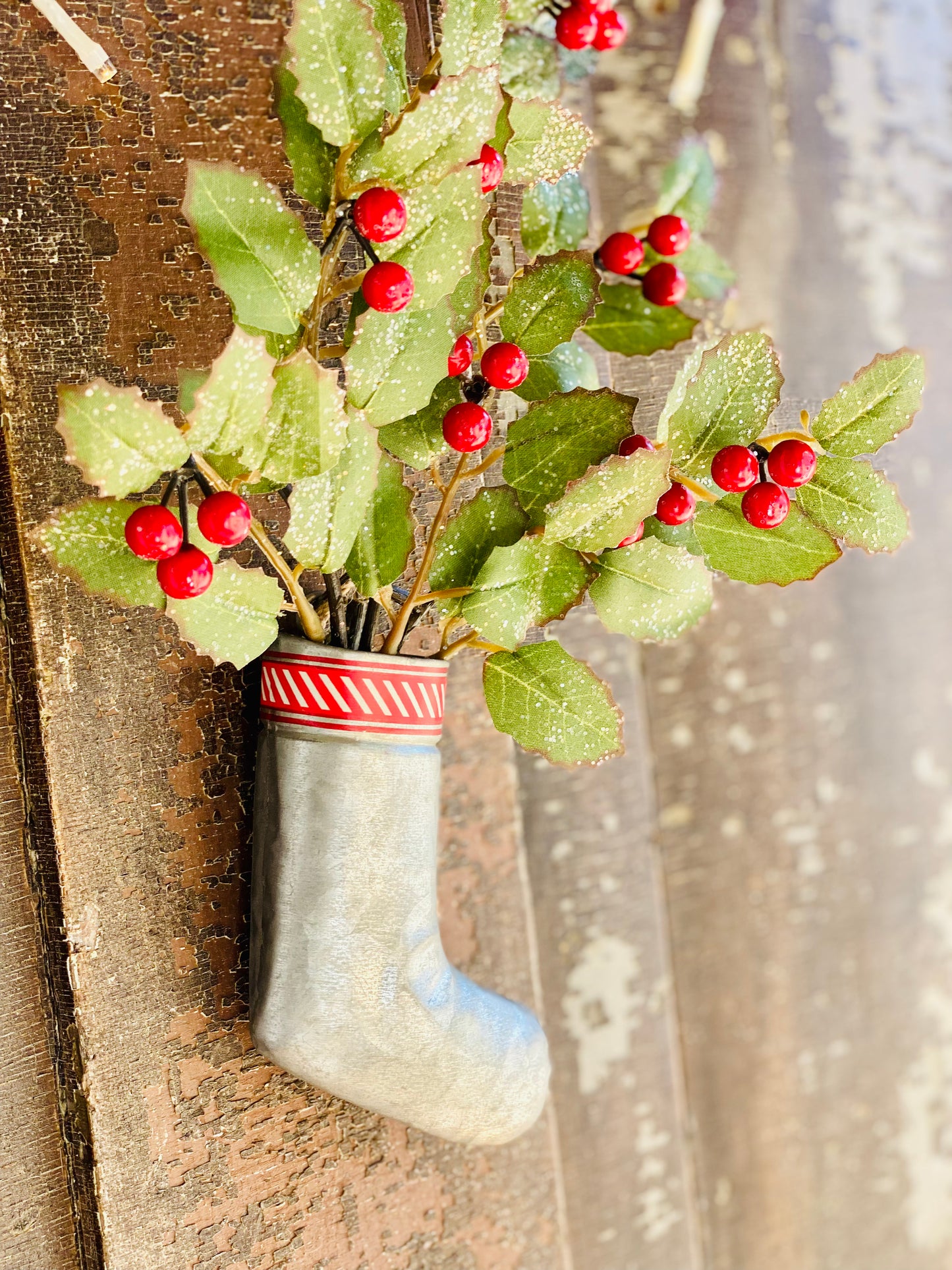 4.5" MERRY METAL MINI STOCKING