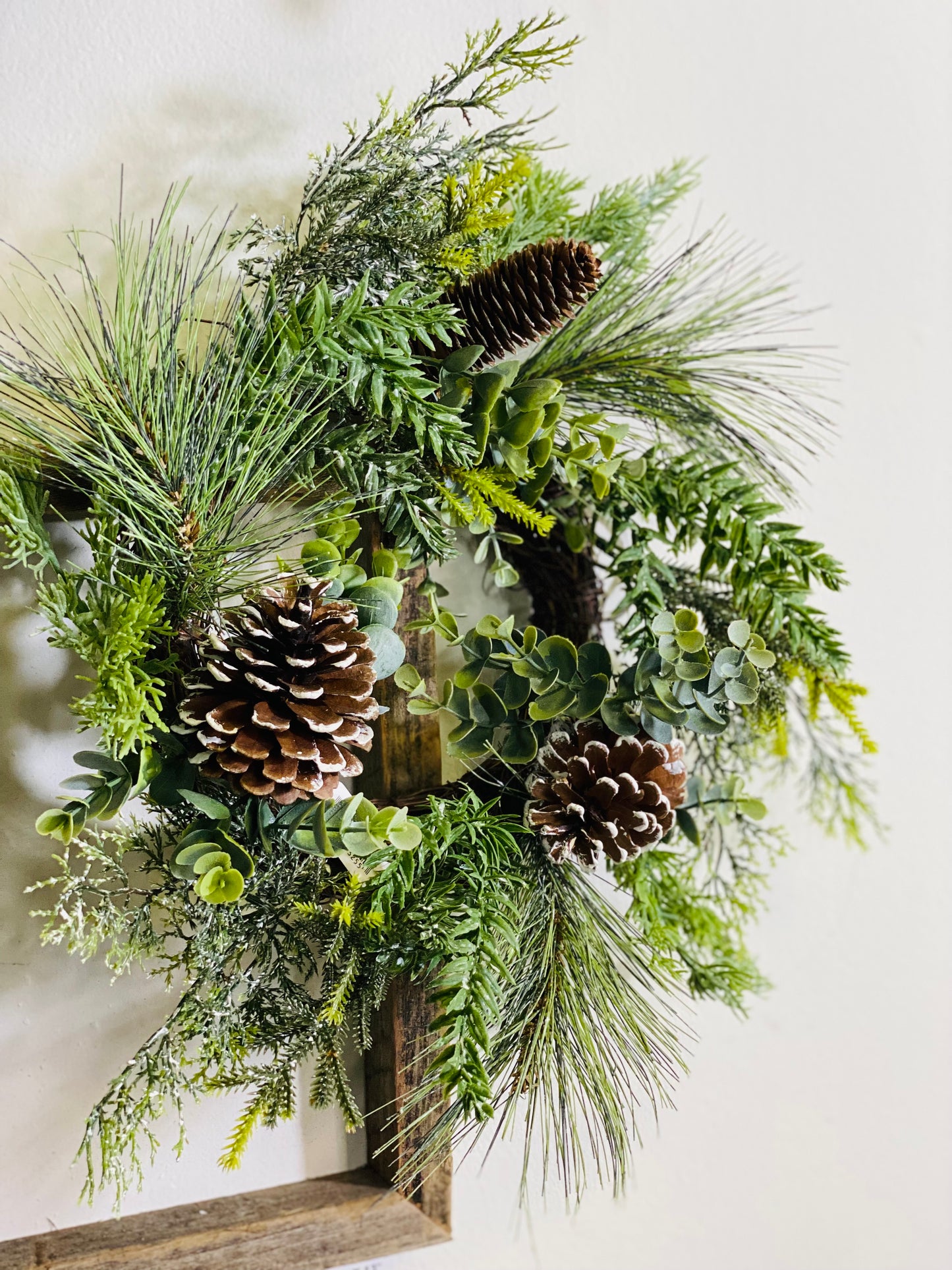 16” MIX CEDAR PINE Wreath/Ring